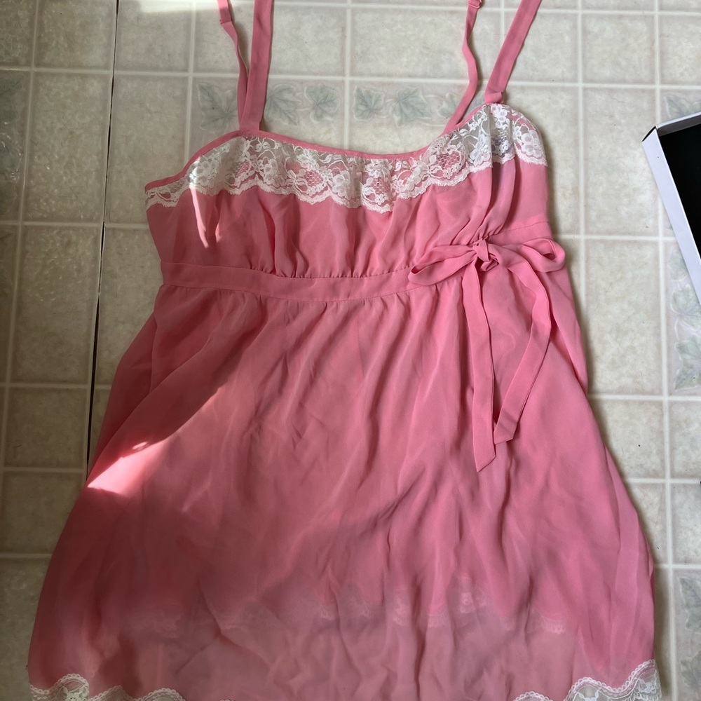 Victoria's secret pink chiffon negligee ivory lace‎ trim